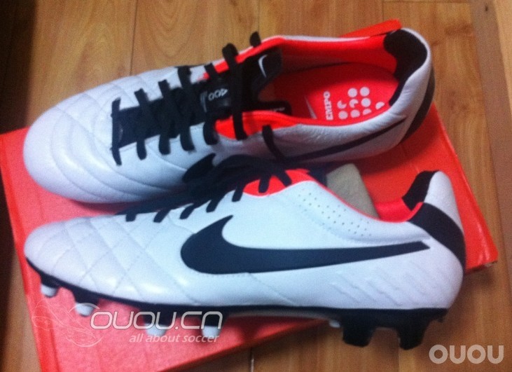 最近疯狂迷恋袋鼠皮、触感系。