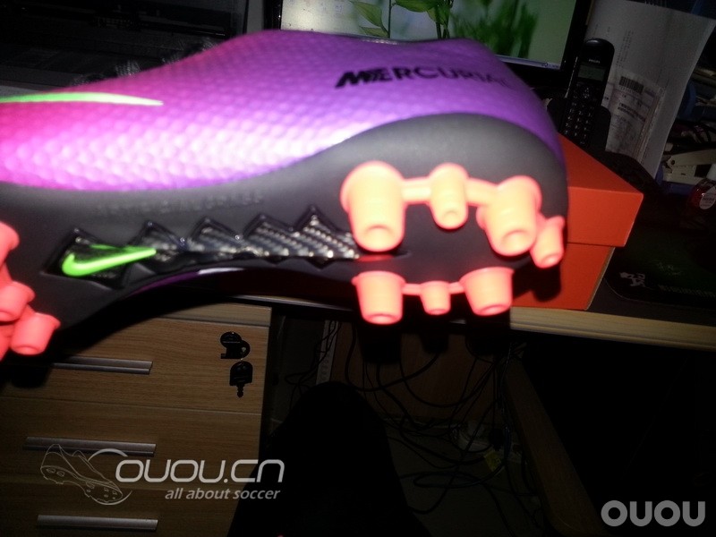 进入偶偶就是条不归路啊 2013年收的第一双战靴!!