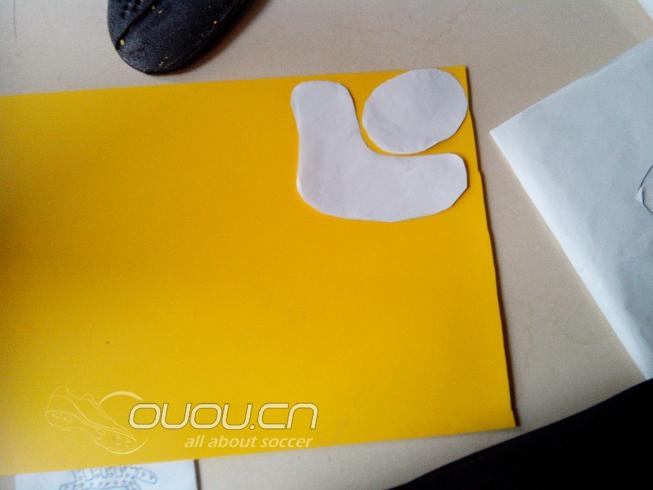 屌丝装备大逆袭!!! 自制poron减震鞋垫+ 鸡血后跟减震片