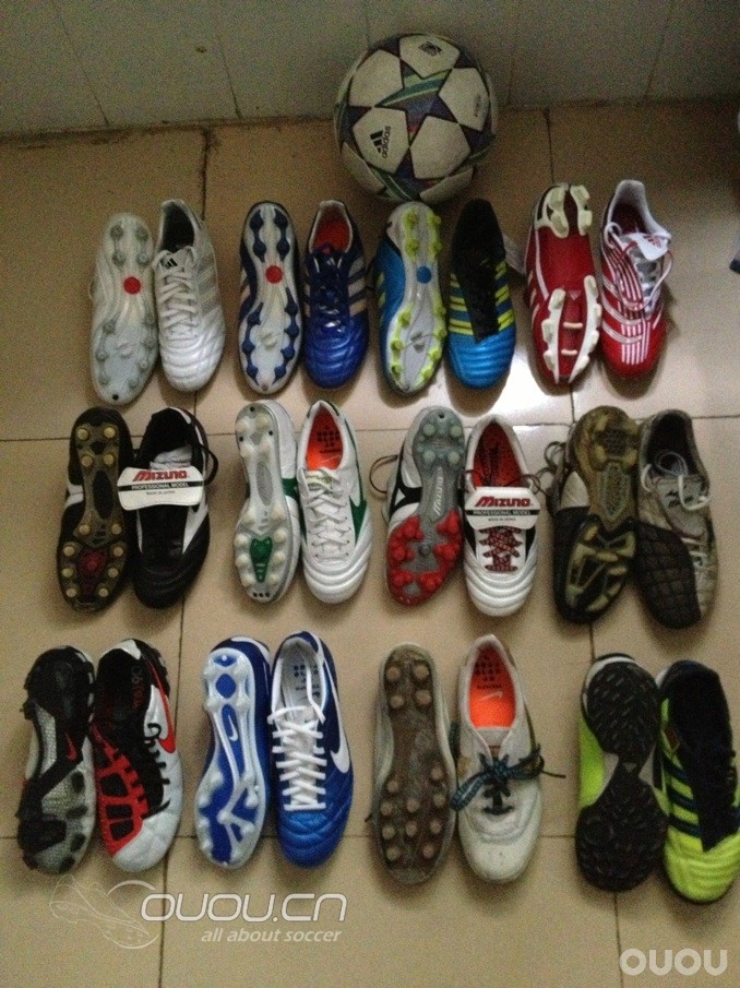 新人一枚,爱足球,爱日系,更爱老婆!