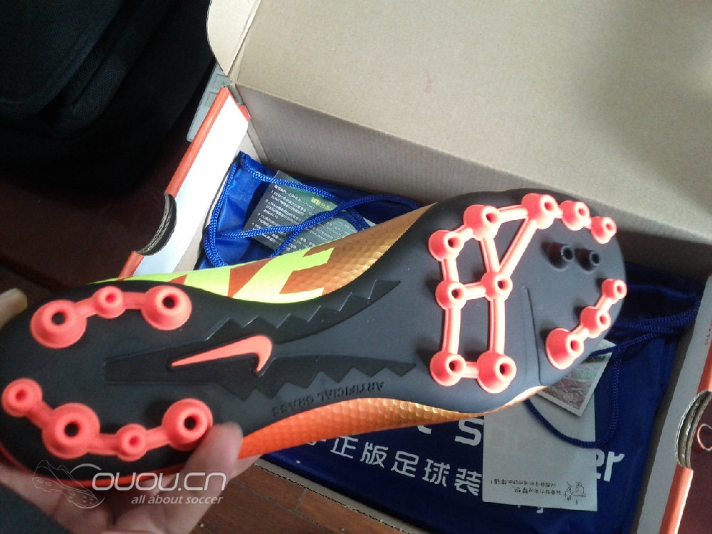 金橘色MV9处女踢