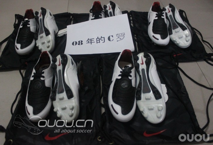 坛子里面的买货 你们的东西到啦