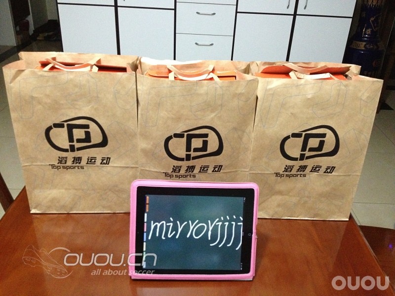 第一次帮论坛兄弟代购,刺客7 glide II,CTR360 II白紫配色