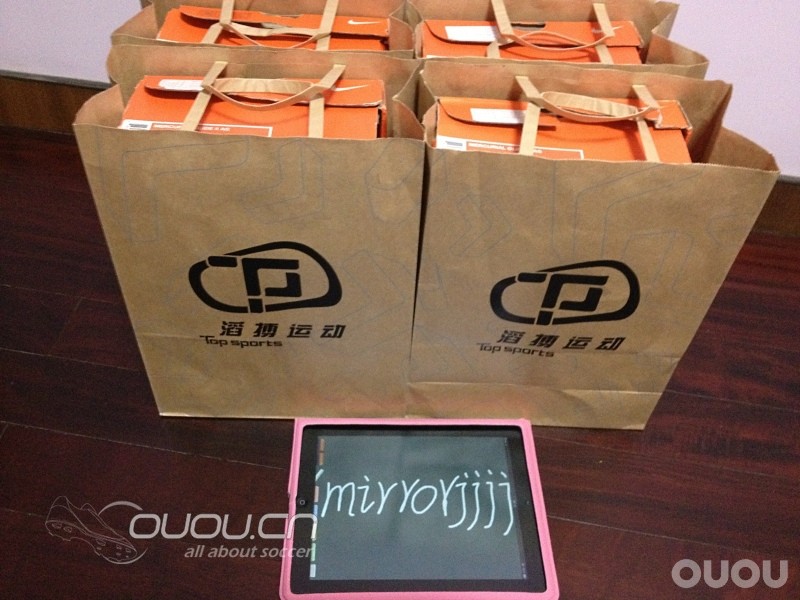 第一次帮论坛兄弟代购,刺客7 glide II,CTR360 II白紫配色