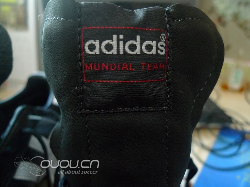 (已补图)刚买的COPA TF左右鞋舌皮质尽然不同