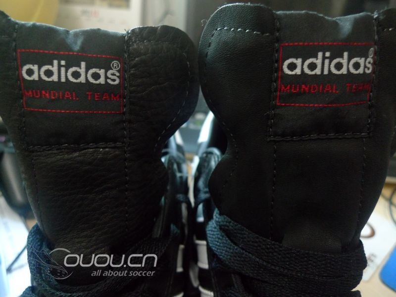 (已补图)刚买的COPA TF左右鞋舌皮质尽然不同