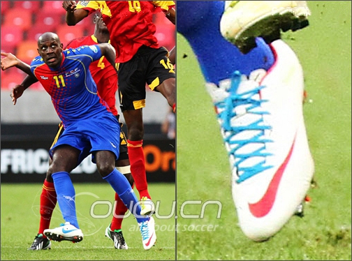 足球鞋播报 28/01/13