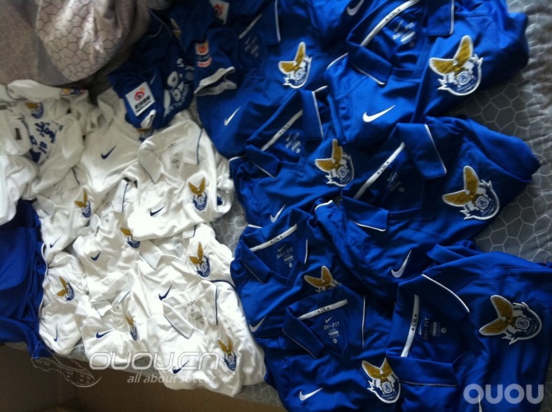 大连阿尔滨 如果爱 请深爱 大连足球永远都会是顶尖的