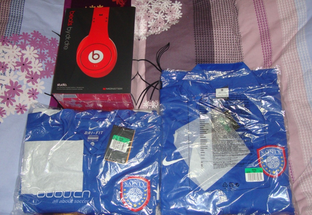 新人报到第二帖,这回稍微起眼点的装备了