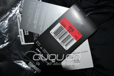 耐克基础款紧身PRO,发现刘建芬转业了~