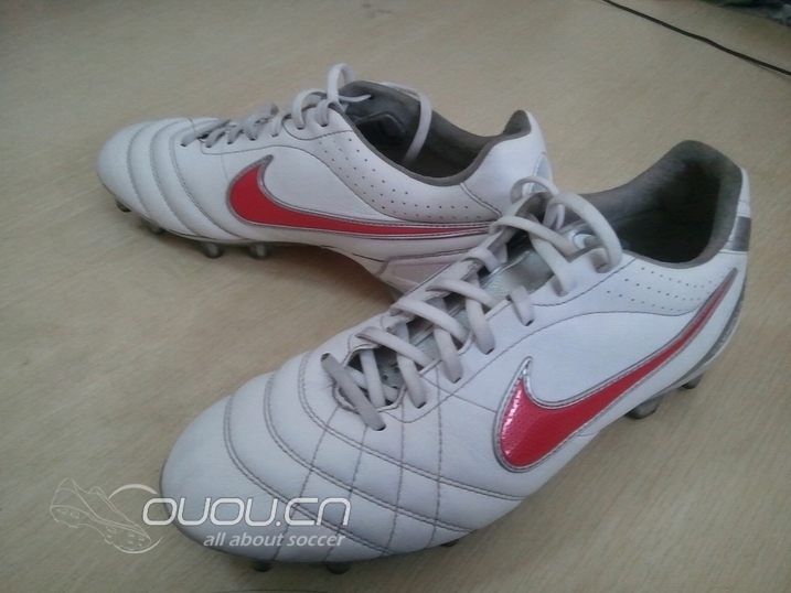 第一次发帖,秀几双实战球靴和穿着的一些感受!