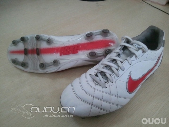 第一次发帖,秀几双实战球靴和穿着的一些感受!