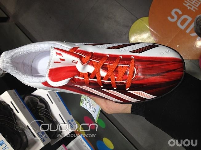 金源时代专柜已开卖messi款F50