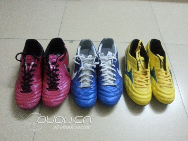 新年,发下中毒后留下的鞋子