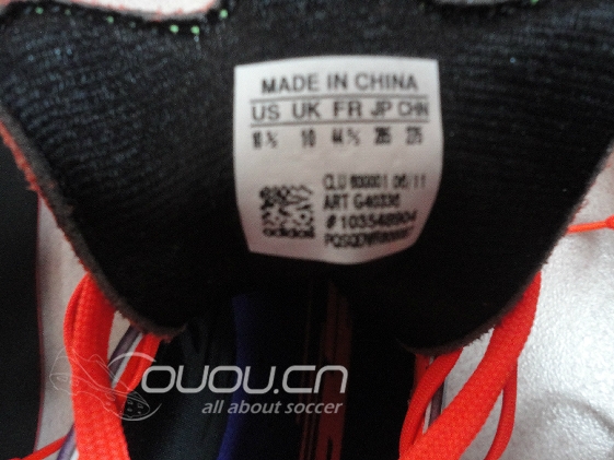 晒晒刚刚从唯品会拿到的鞋子。皮版f50.紫色。