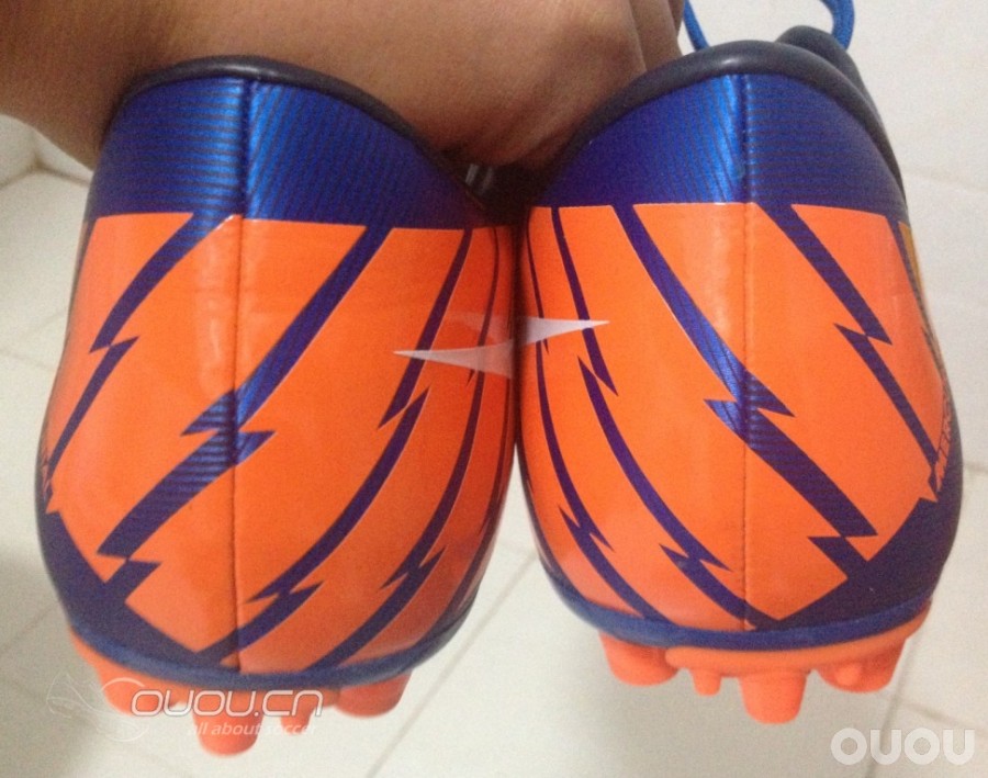 新购的刺客7中端AG蓝色到了(图已改好)