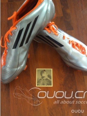 刚入的鞋,不知算不算白菜! (新手发帖!老手勿喷!))