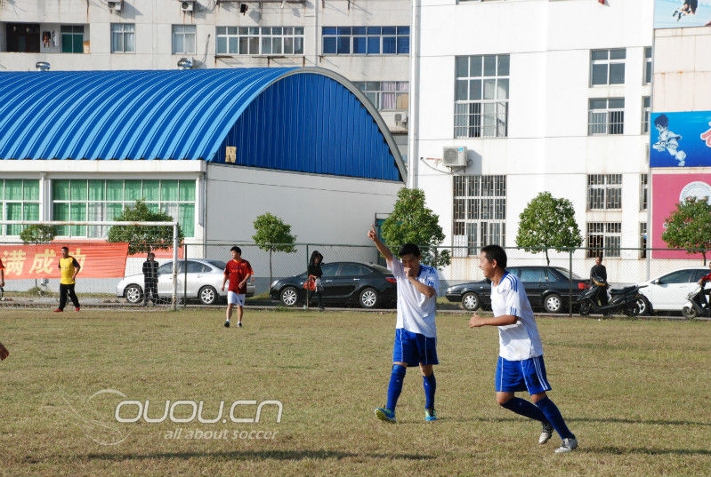 新年第一双,就是要红红火火