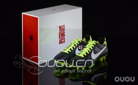 NIKE 阿什利科尔第100场国家队比赛定制PERSONALISED TIEMPO