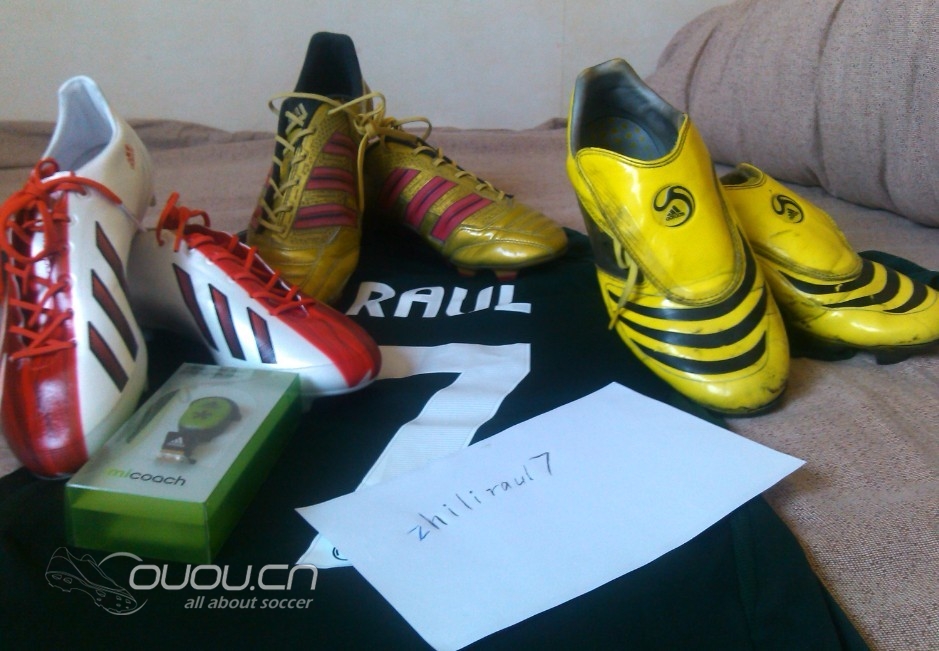 猎鹰9顶级FG ,猎鹰12小贝中端FG,选哪个!内附楼主私人战靴,有亮点