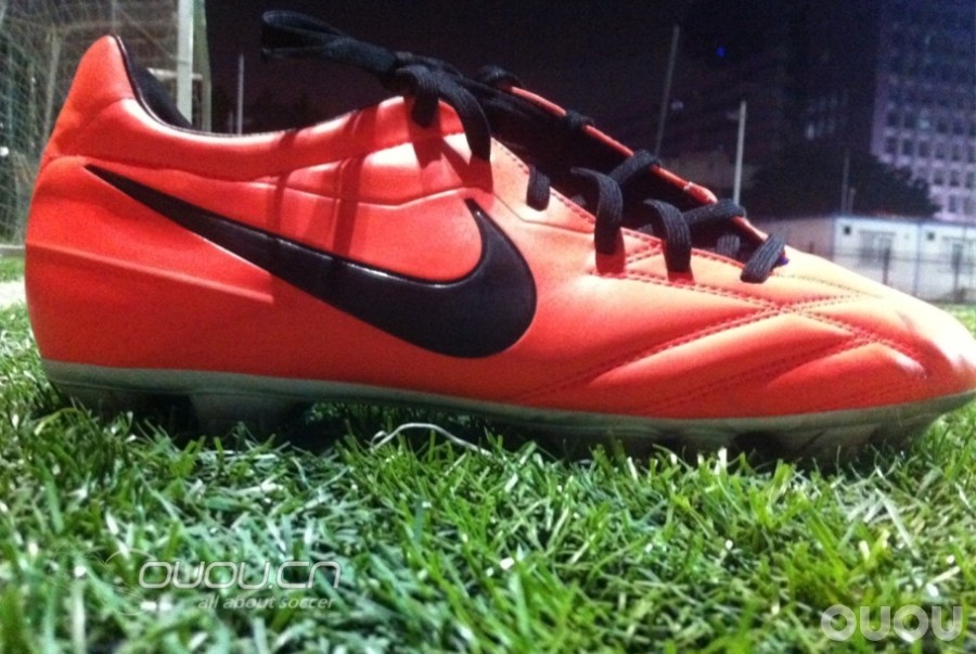 T90最后最后一个配色了。。PS:取代T90的毒液真TM丑。