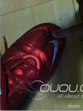 帮忙鉴定一下这双碳底CTR,.