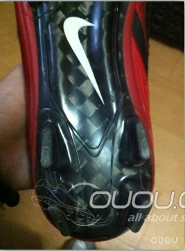 帮忙鉴定一下这双碳底CTR,.