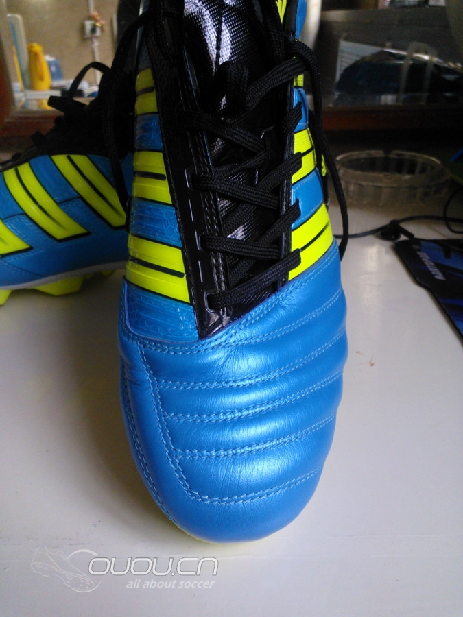 简评一下刚到手的猎鹰11中端Absolado TRX HG阿凡达配色,兼对比T级CTR360ii