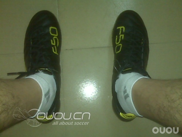 大白菜到手,皮版adizero I (渣像素,防眼瞎慎入)