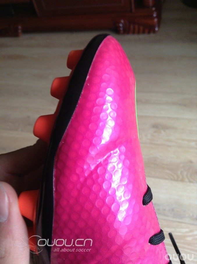 迟来的MV9 AG,明日发评测