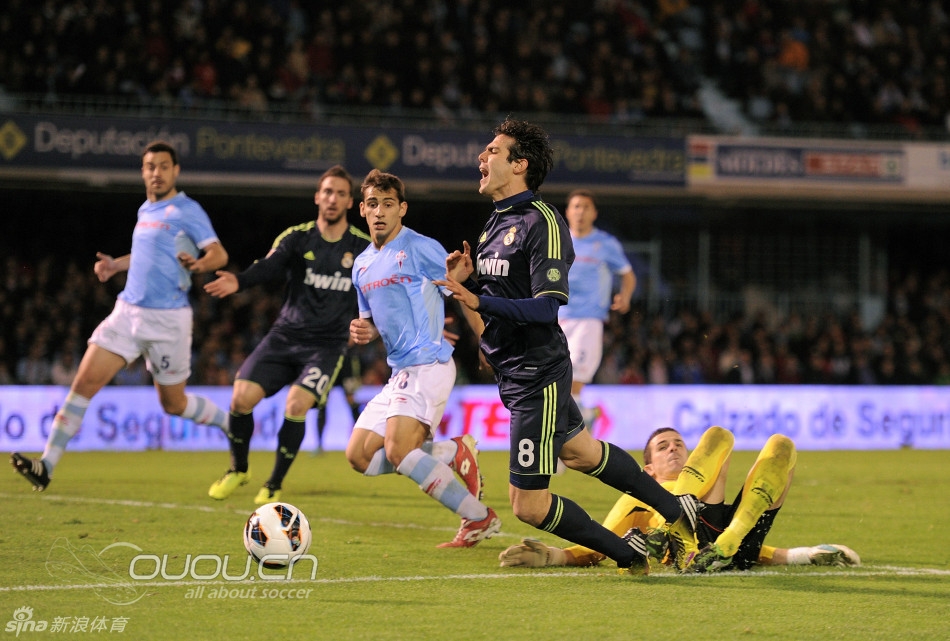 卡卡改穿猎鹰,不穿pure了?