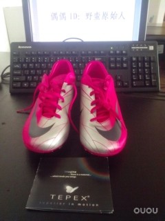 心凉了,当看到知识普及帖之后,立刻觉得不喜欢这双鞋了…