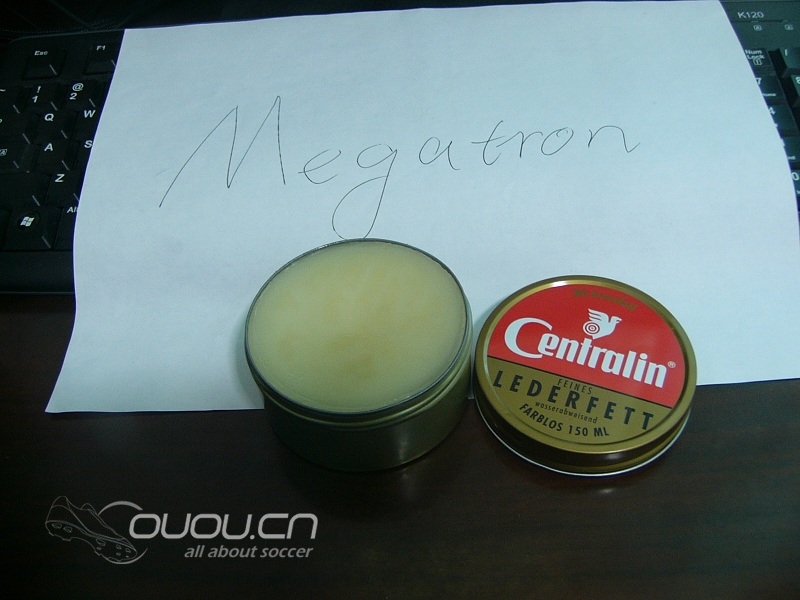 为传奇4HG做保养,第一次使用Centralin鞋油。