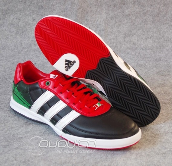 这双鞋值得买吗?舒服吗?觉得挺好看的