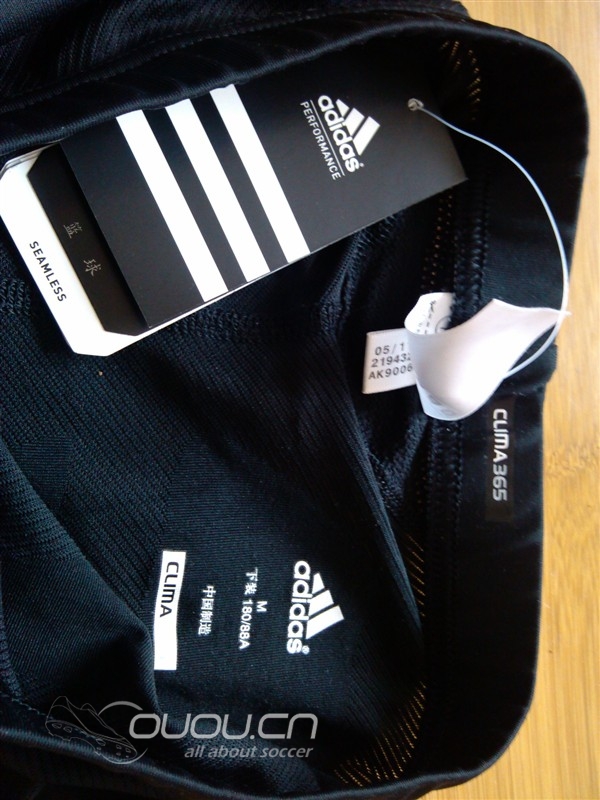 入门级techfit短裤