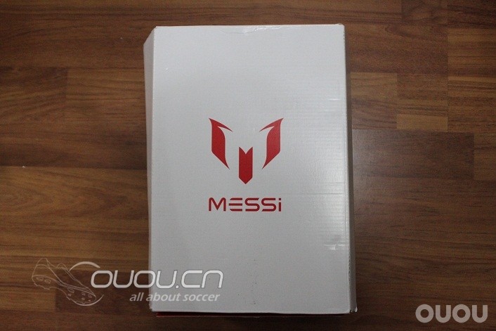 梅西专属F50红烧肉,开箱