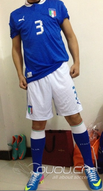 好久没有发帖,一张流。。。刺客9AG低端(衣服上图更新。。。)