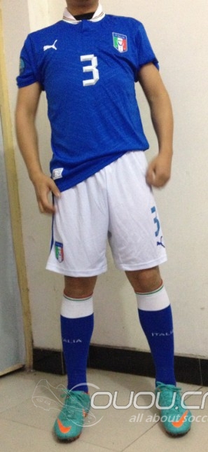 好久没有发帖,一张流。。。刺客9AG低端(衣服上图更新。。。)