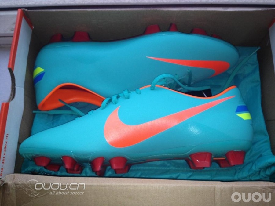 刚收的MV8 顶级HG-V 湖蓝色