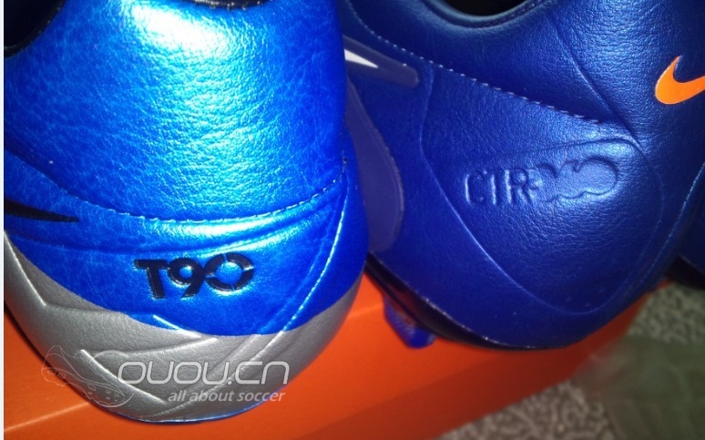 新入的两双耐克