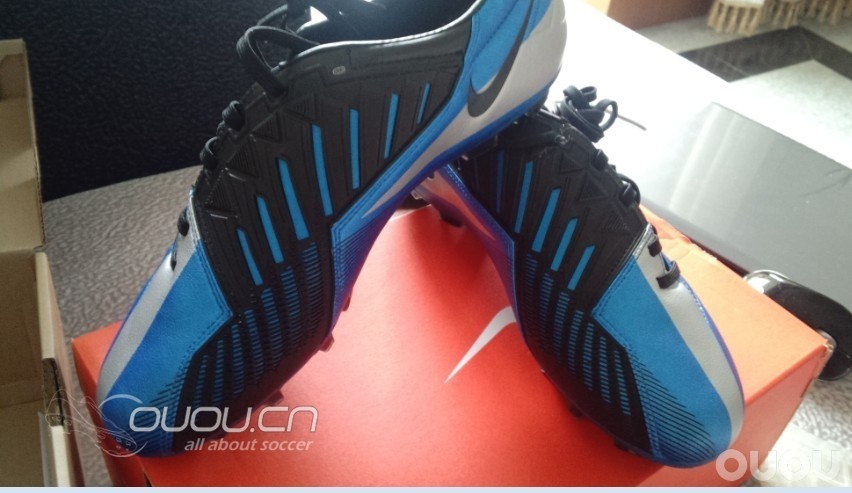 新入的两双耐克