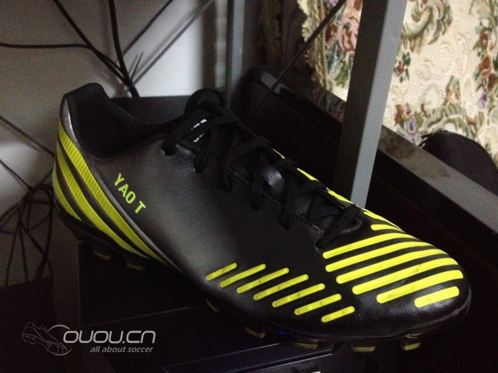 刚在火哥的店买的鞋贴,拿上来晒晒!