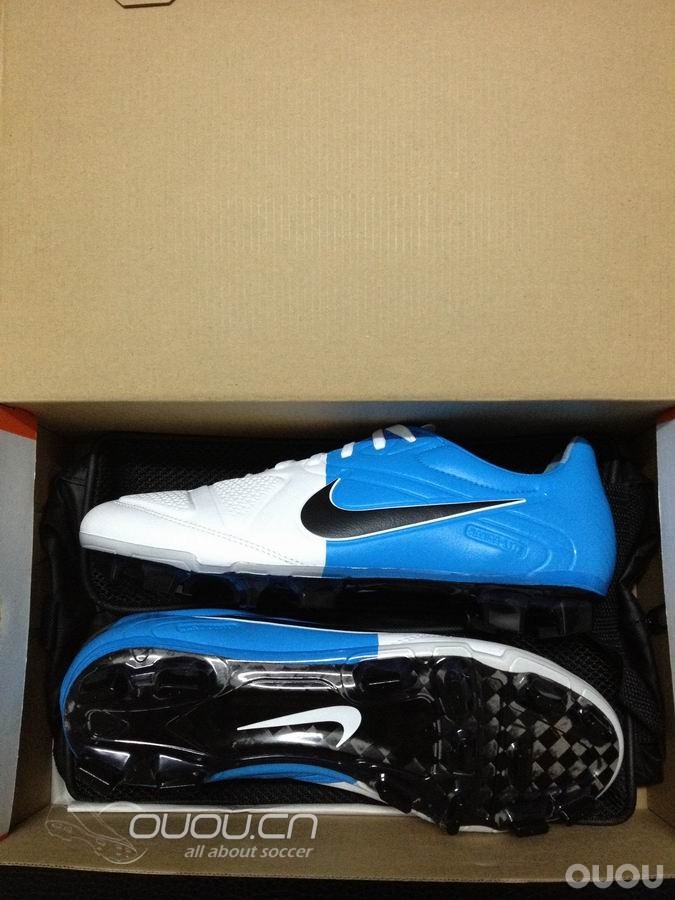 意产CTR360碳底欧洲杯配色