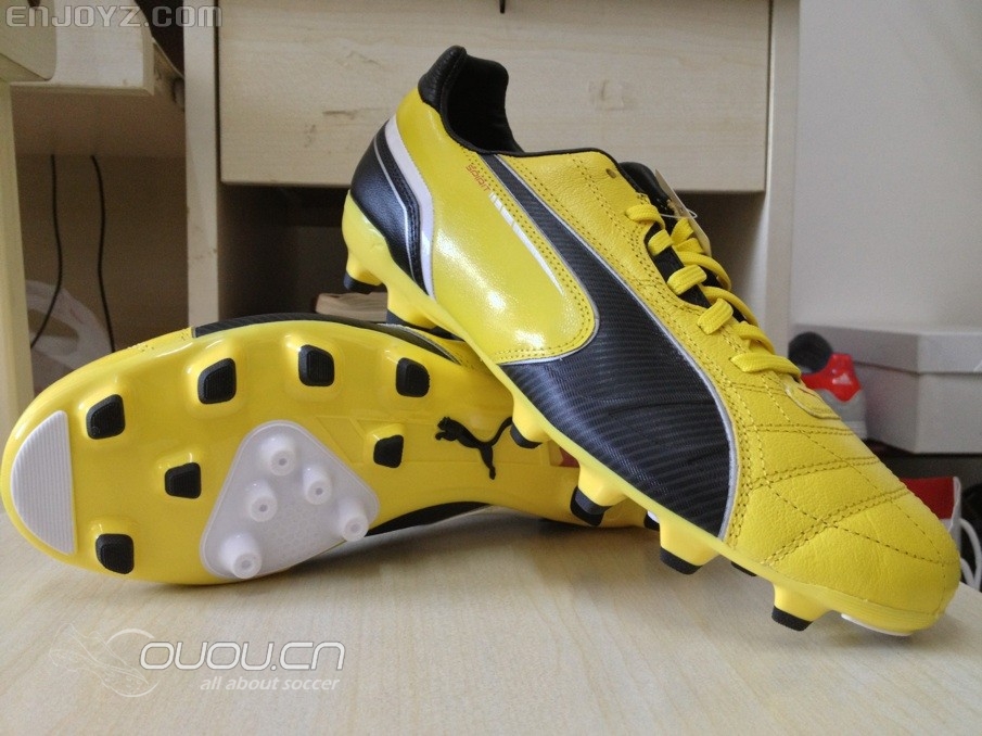 求助!!!已经入手puma 2013 king 系列的大哥们请进,帮忙解答一下,跪谢!