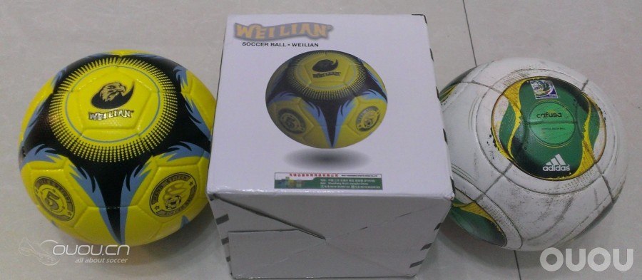 入手威联足球一枚,不错,不错……..