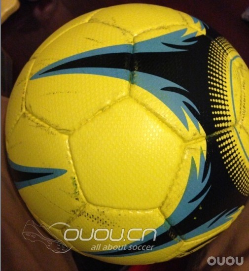 足球修好了,发下对比图