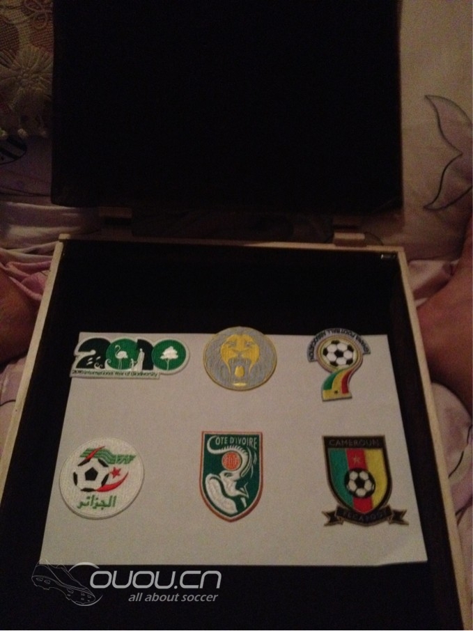 发点很多人都有的球衣,混个脸熟