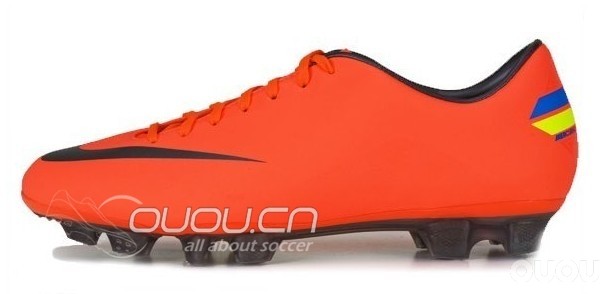 【求搭伙配43码鸳鸯色刺客8】今年的新目标是配一双鸳鸯色刺客