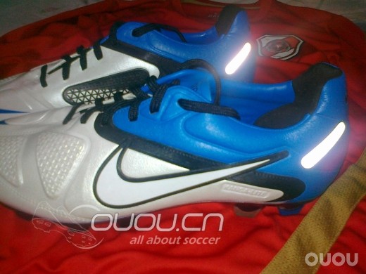 鞋标一串9,CTR360 Maestri II 顶级FG