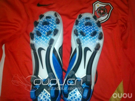 鞋标一串9,CTR360 Maestri II 顶级FG